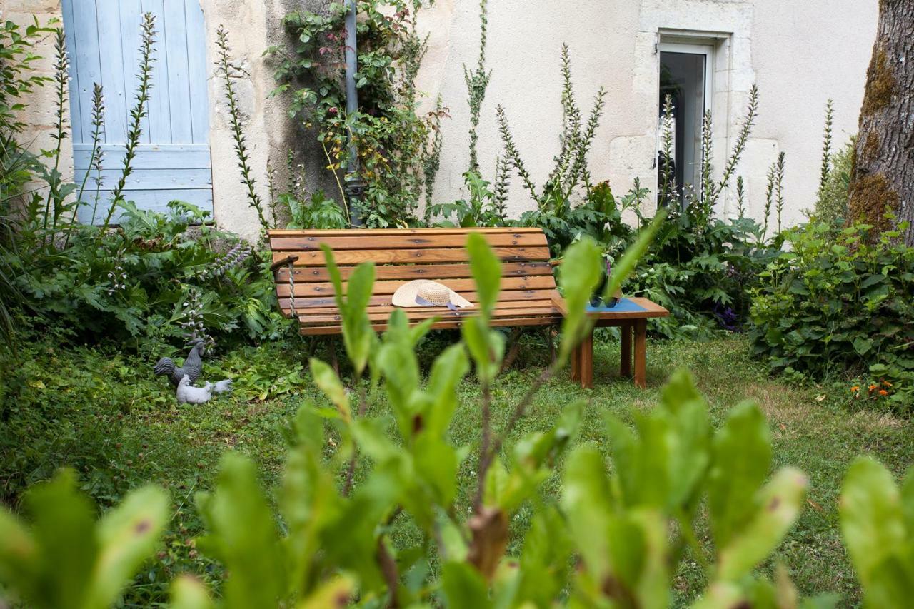 Le Lion D'Or Hotel Manzac-sur-Vern Exterior foto