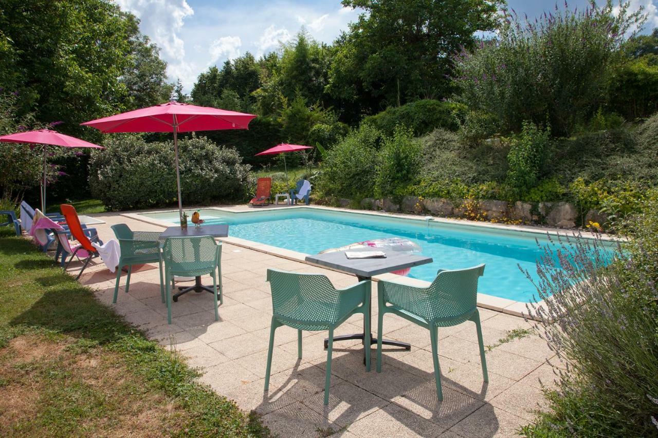 Le Lion D'Or Hotel Manzac-sur-Vern Exterior foto
